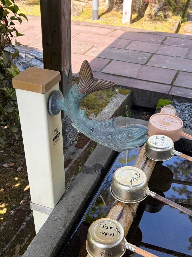 39番延光寺手水舎の吐水金具